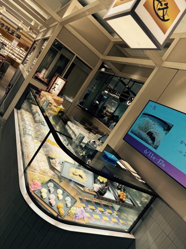 東武百貨店池袋店　HANA3TERRACE